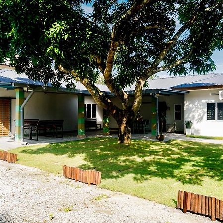Adorable 3-Bedroom Home With Pool, Wi-Fi And Bbq Rembau Dış mekan fotoğraf