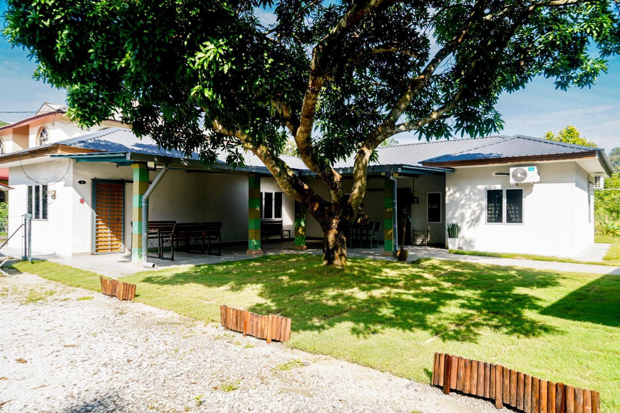 Adorable 3-Bedroom Home With Pool, Wi-Fi And Bbq Rembau Dış mekan fotoğraf