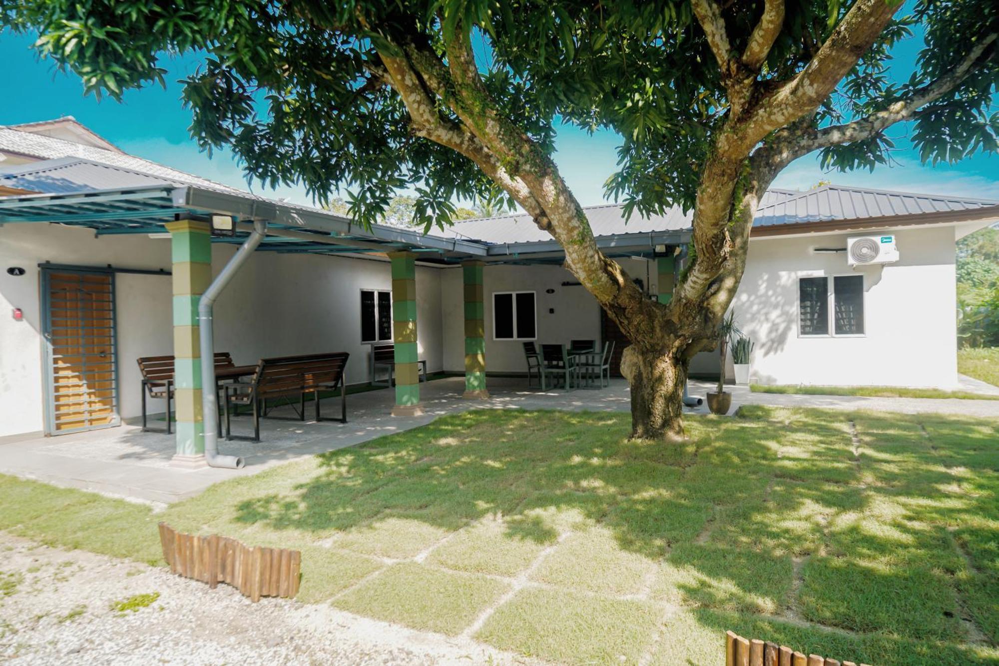 Adorable 3-Bedroom Home With Pool, Wi-Fi And Bbq Rembau Dış mekan fotoğraf
